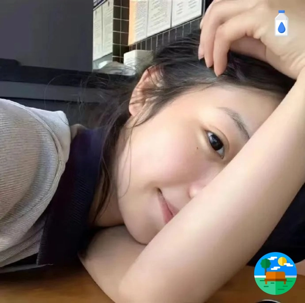 何女士